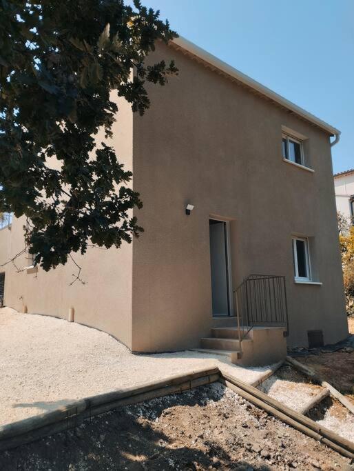 Charmante Maison Avec Jardin Aux Portes Des Gorges De L'Ardeche Saint-Julien-de-Peyrolas Eksteriør bilde